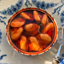 La Br�jula N� 27 Mejillones Grande en Escabeche (8-10 styk)