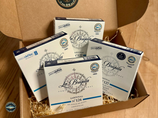 Nu kan vi tilbyde Do Xeito Sardinas fra La Brjula  en hyldest til havet og hndvrket